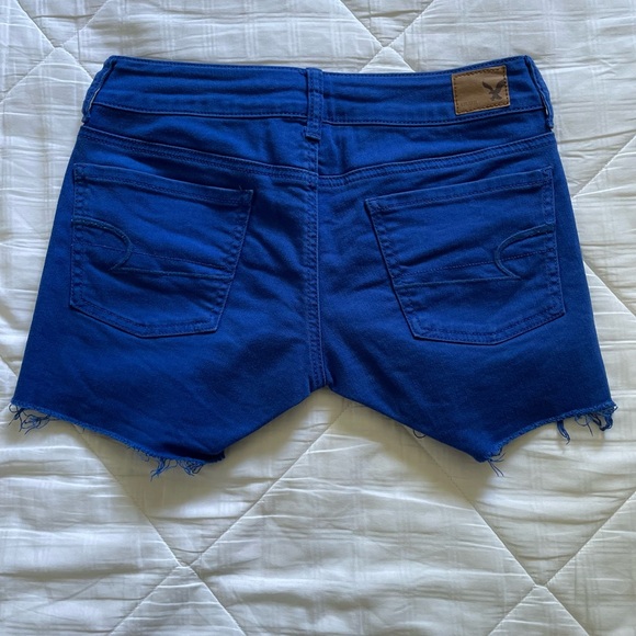 AE blue denim shorts - Picture 3 of 3